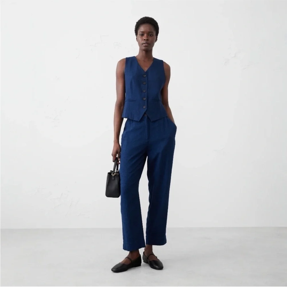 NWT! Banana Republic Navy Tapered Linen-Blend Pull-On Pant - 706574🩷